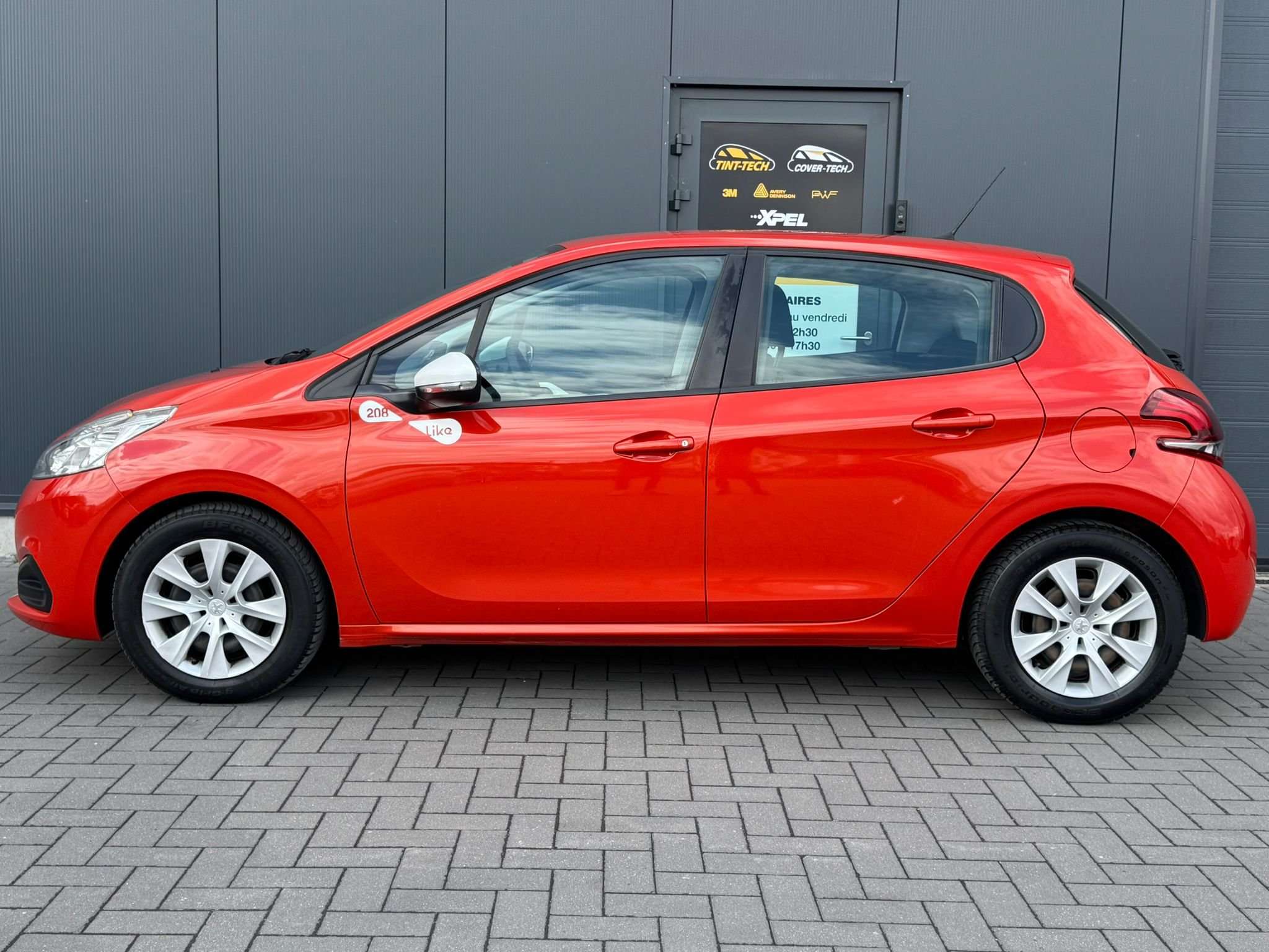 Peugeot 208 1.2i Like / CLIM/REGULATEUR/GARANTIE