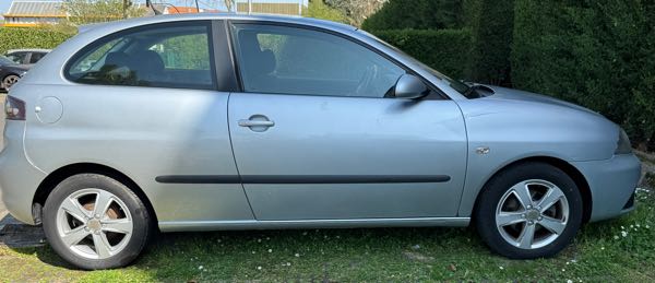 Seat Ibiza III 1.2 12V CONFORT EDITION 3P