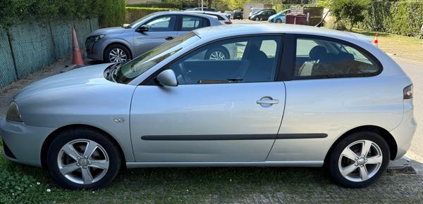 Seat Ibiza III 1.2 12V CONFORT EDITION 3P