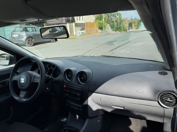 Seat Ibiza III 1.2 12V CONFORT EDITION 3P