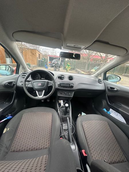 Seat Ibiza IV (2) SC 1.2 70 REFERENCE
