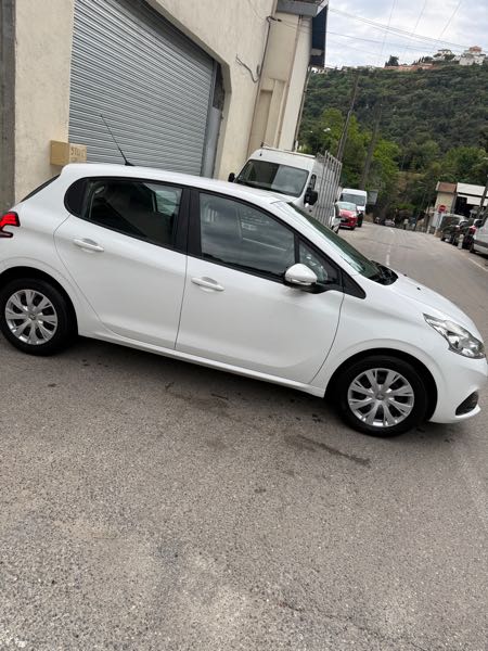 Peugeot 208 (2) 1.2 PURETECH 82 S&amp;S ACTIVE 5P