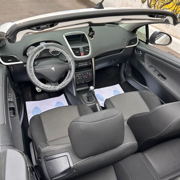Peugeot 207 (2) CC 1.6 VTI 120 SPORT
