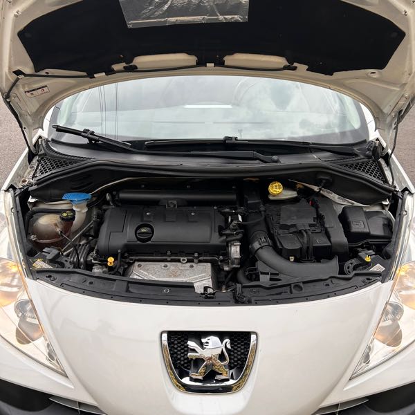Peugeot 207 (2) CC 1.6 VTI 120 SPORT