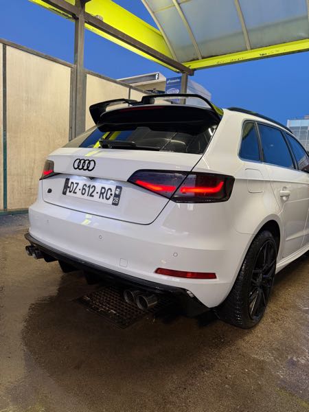 Audi A3 Audi e-tron Phase 2 Ambiance Deluxe