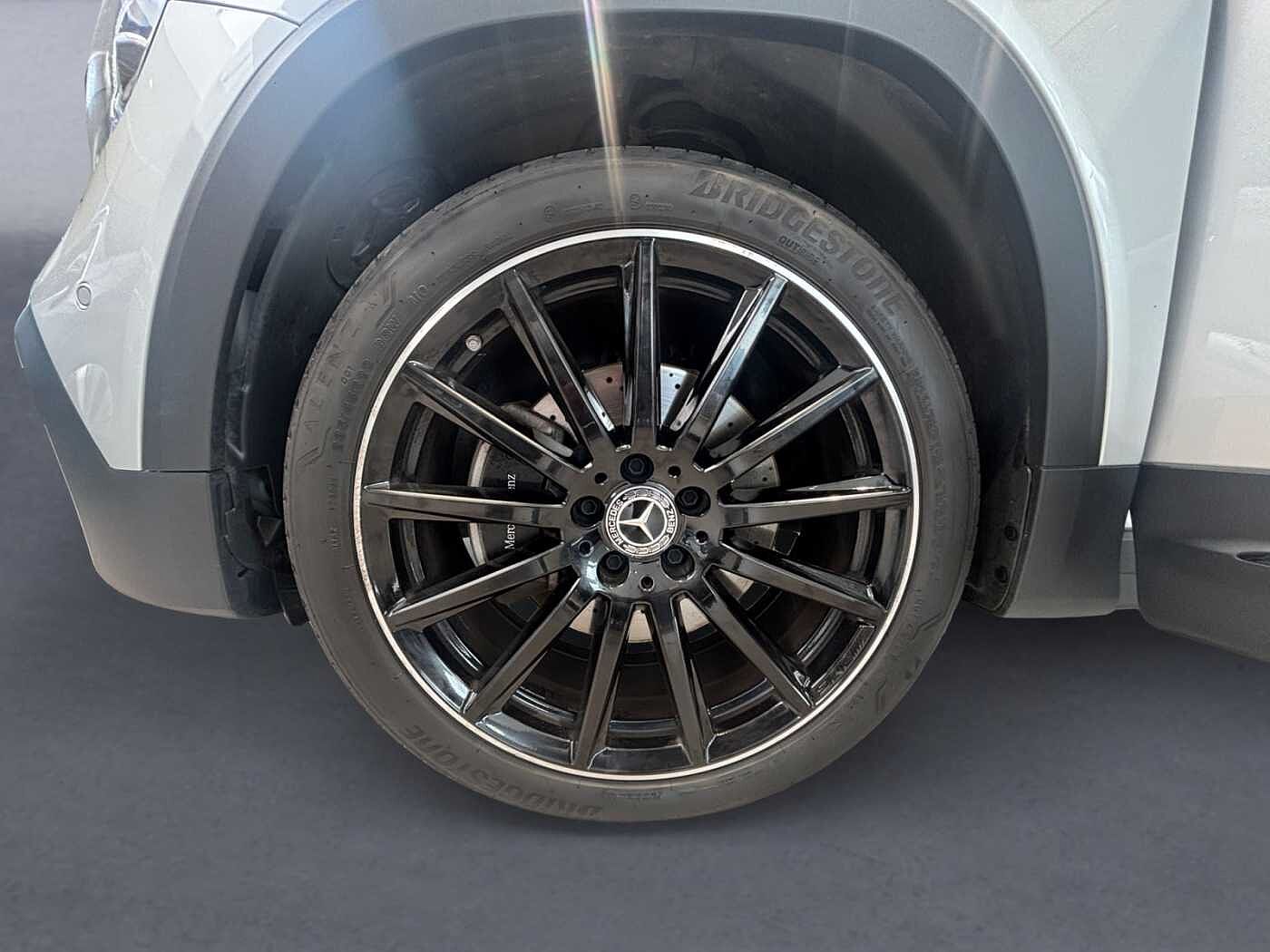 Mercedes-Benz GLB 200  d AMG Line