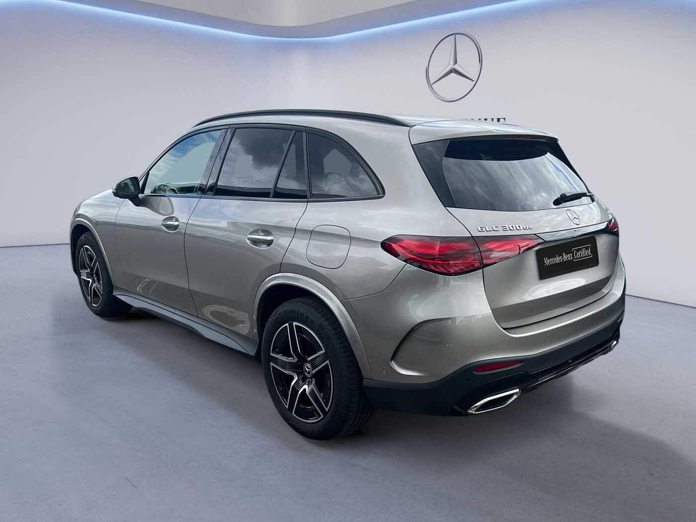 Mercedes-Benz GLC 300  de 4MATIC AMG Line