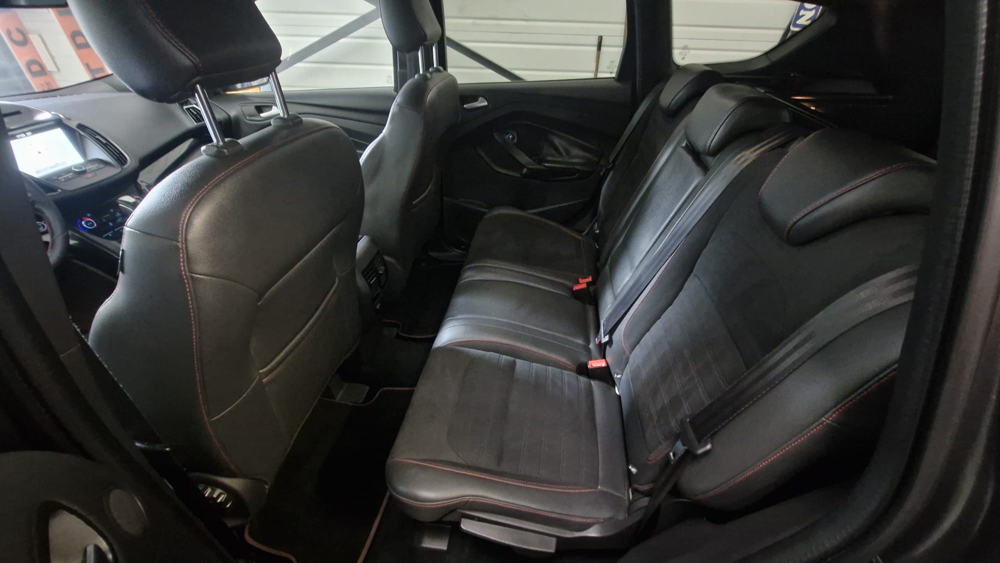 Ford Kuga II 1.5 Flexfuel-E85 150ch 4x2 Stop&Start - Finition ST-Line