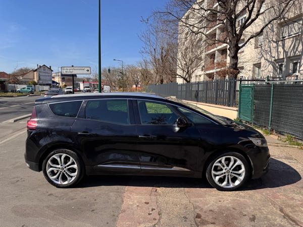 Renault Grand Scenic IV 1.5 DCI 110 ENERGY INTENS EDC 7PL