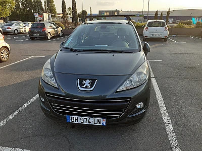 Peugeot 207 (2) 1.6 HDI 16V 92 FAP PREMIUM 5P