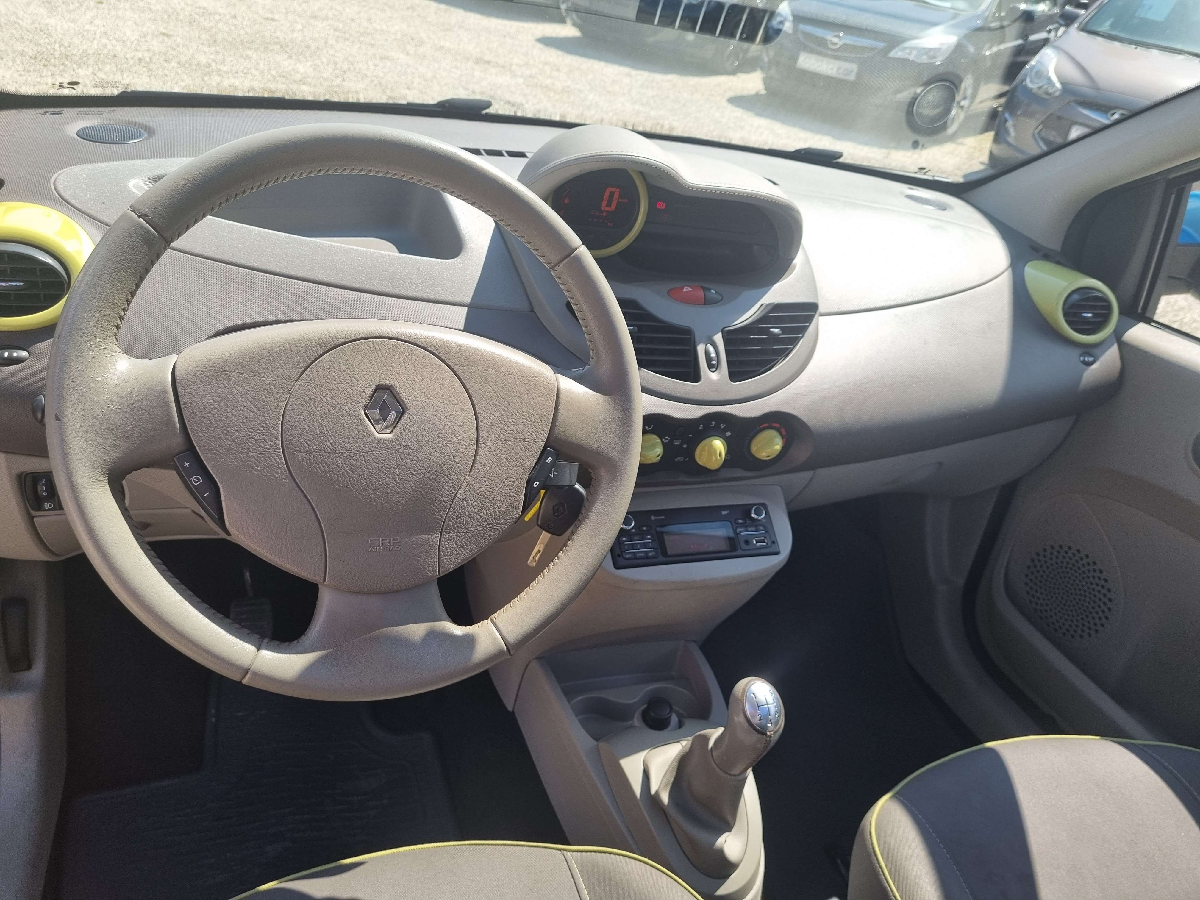 Renault Twingo 1.5 dCi Air//1 ERE MAIN//CARNET//USB/GARANTIE 12M
