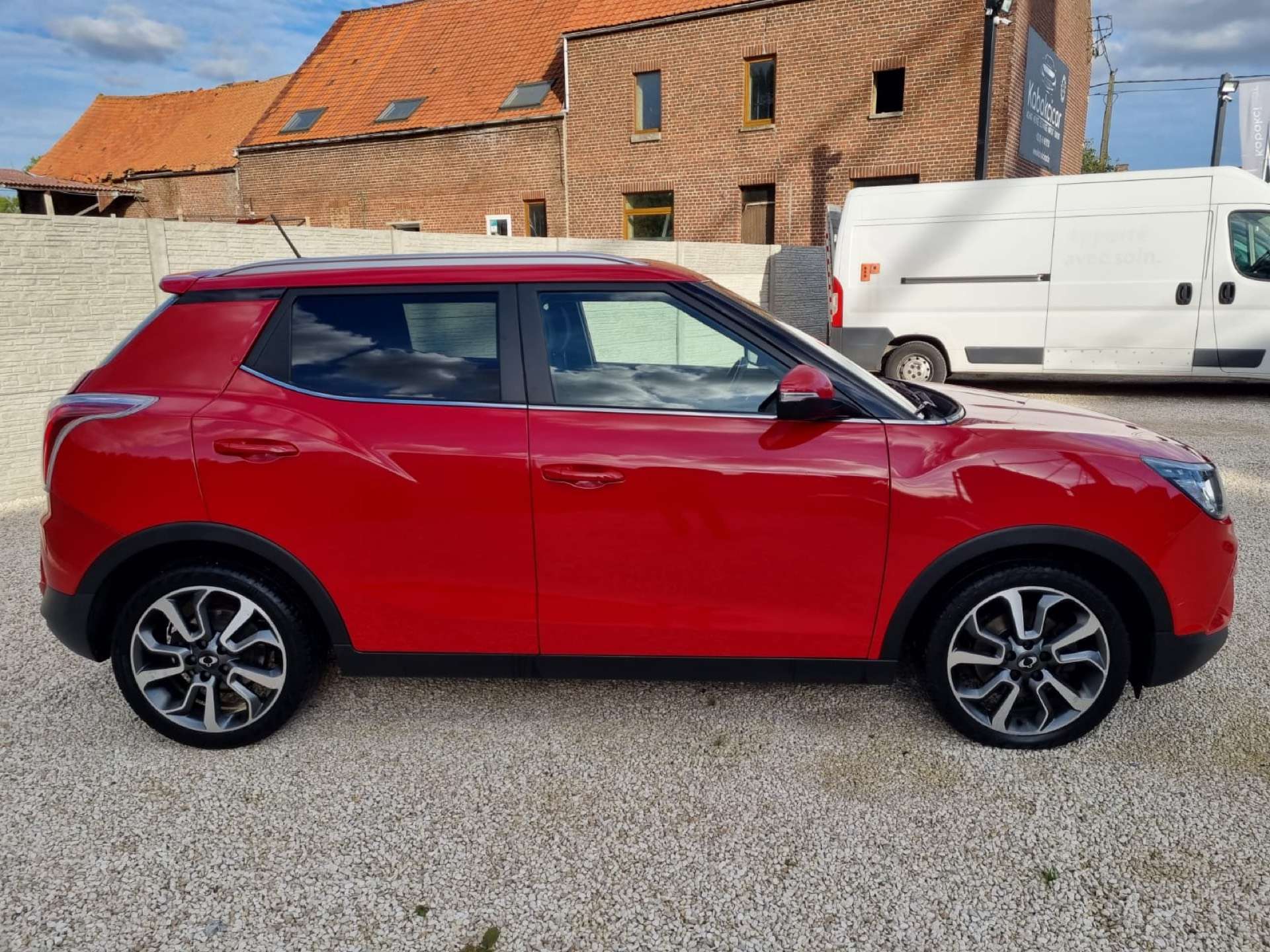 SsangYong Tivoli 1.6 e-XDi 2WD Crystal//CARNET//GPS//CLIM/GARANTIE