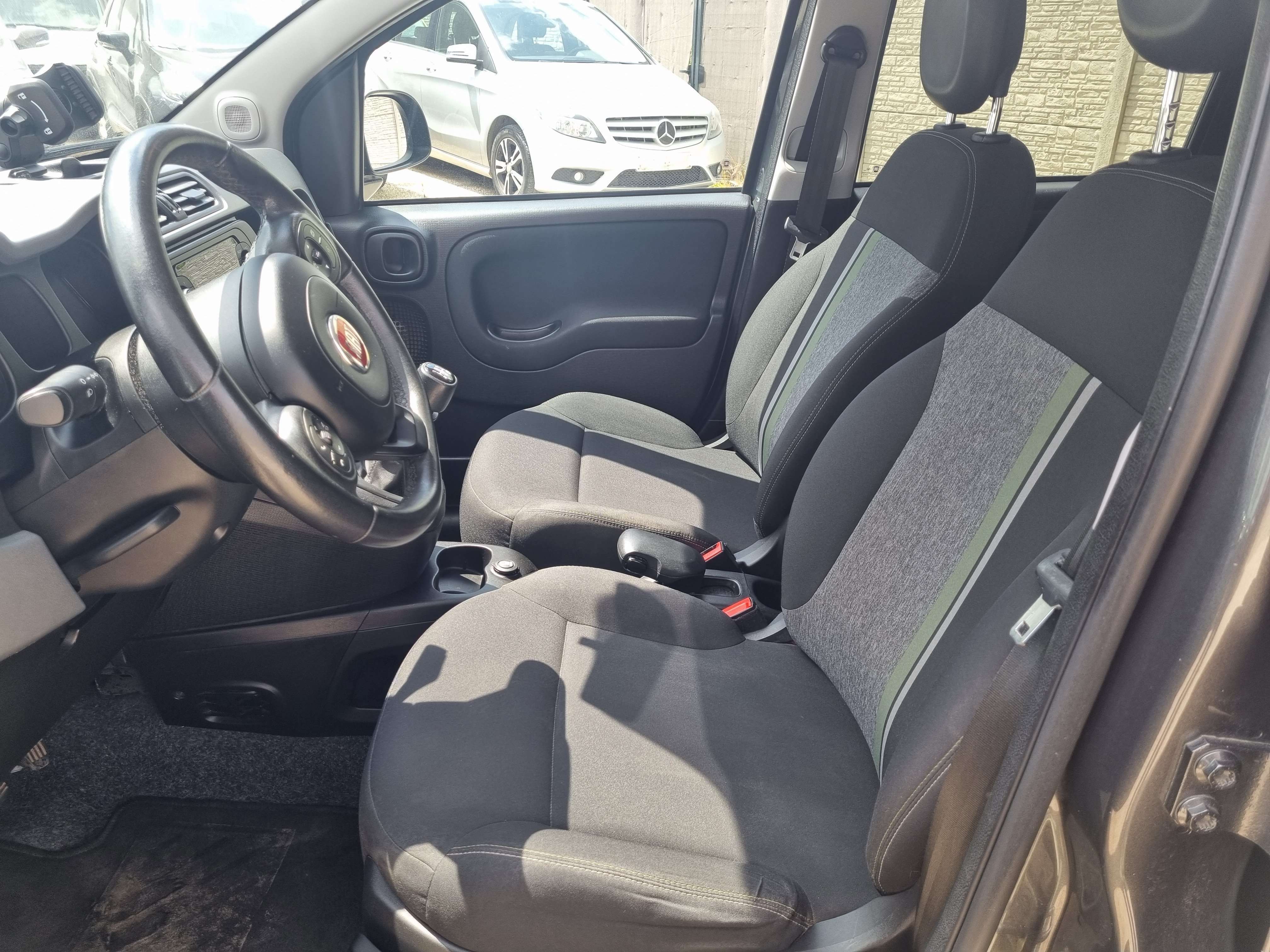 Fiat Panda 1.2i Cross// 1ERE MAIN//CLIM/USB/GARANTIE 12M