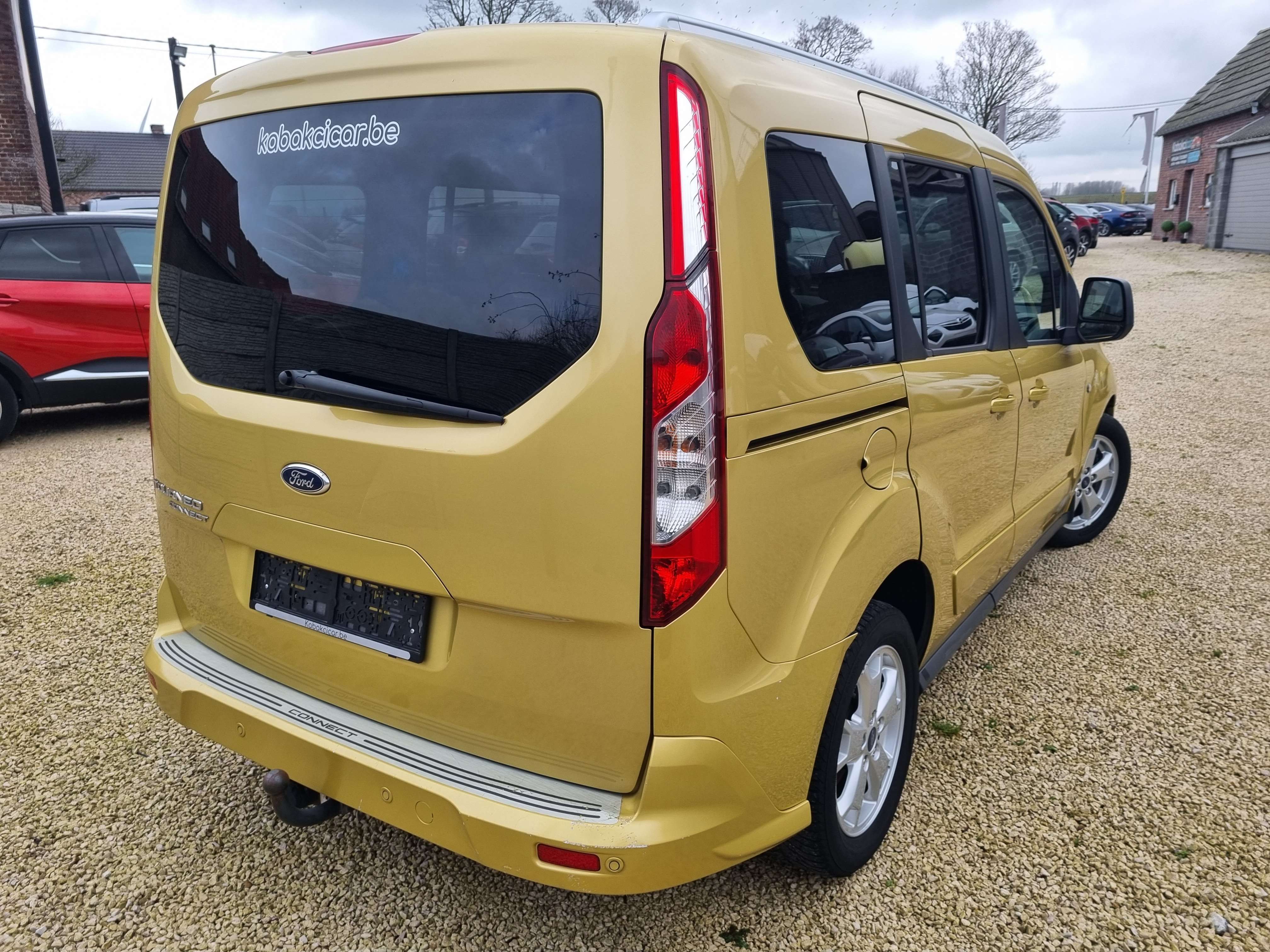 Ford Tourneo Connect titanium//CLIM//USB//TOIT PANO//GARANTIE 12M