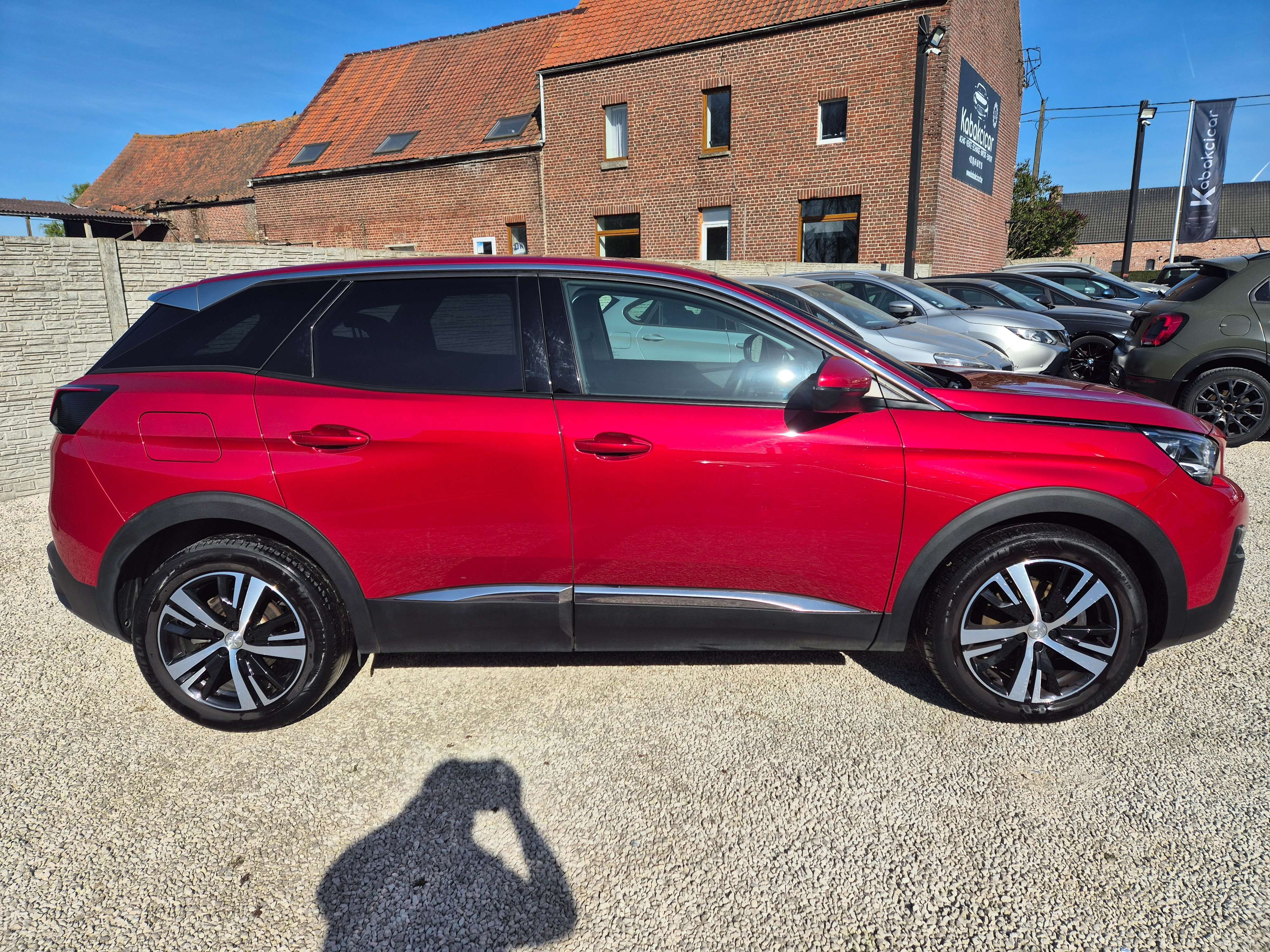 Peugeot 3008 1.2  Access // FULL CARNET/CARPLAY/CAMERA/GARANTIE