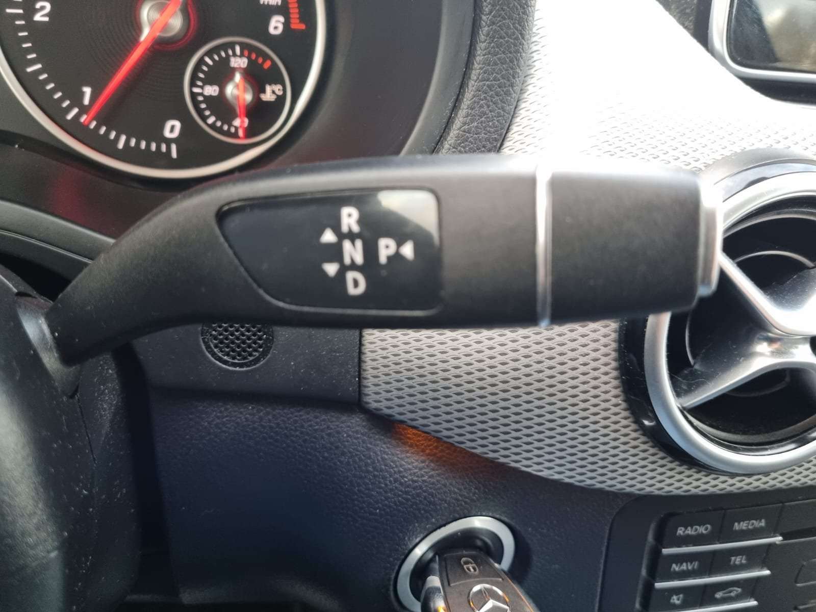 Mercedes-Benz B 180 d//GPS//CLIM//XENON//USB//GARANTIE 12 MOIS//