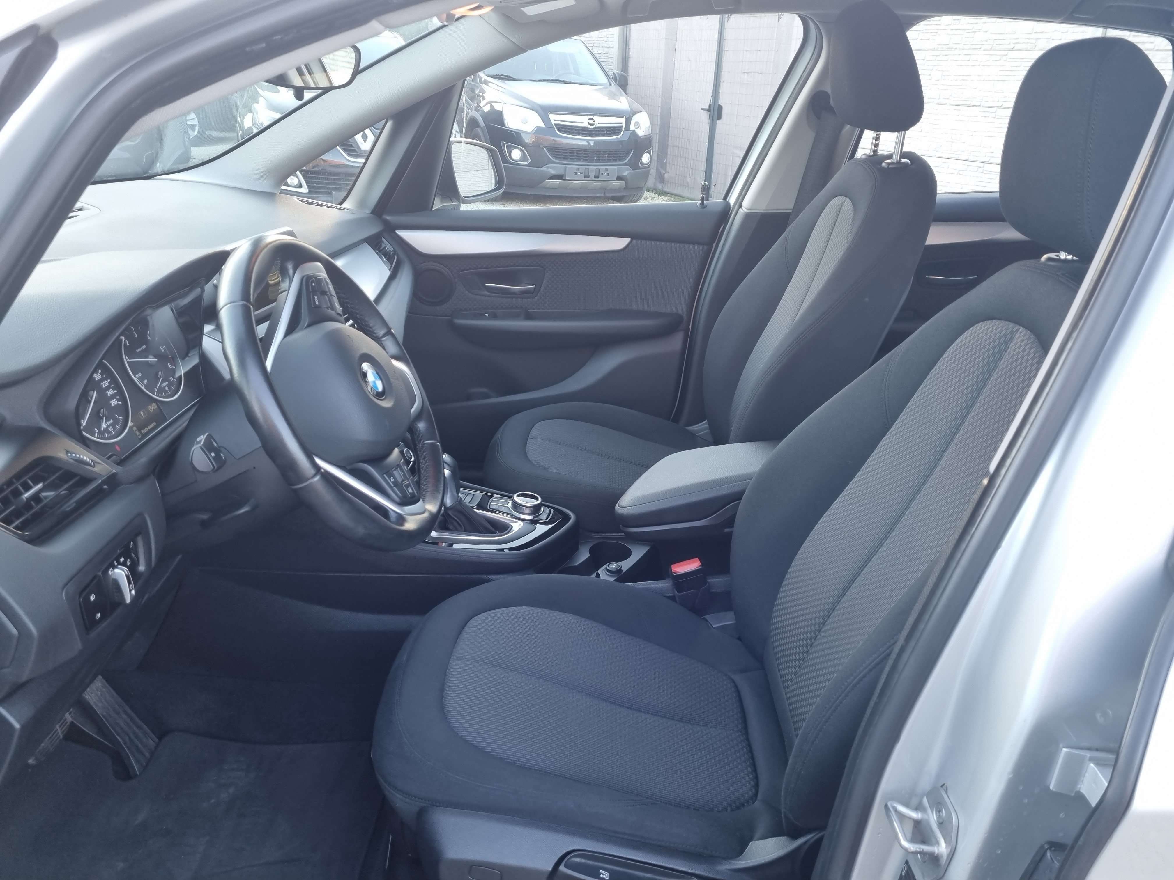 BMW 218 dA// 51.000 KM/CARNET//GPS/CLIM/USB/GARANTIE 12 M