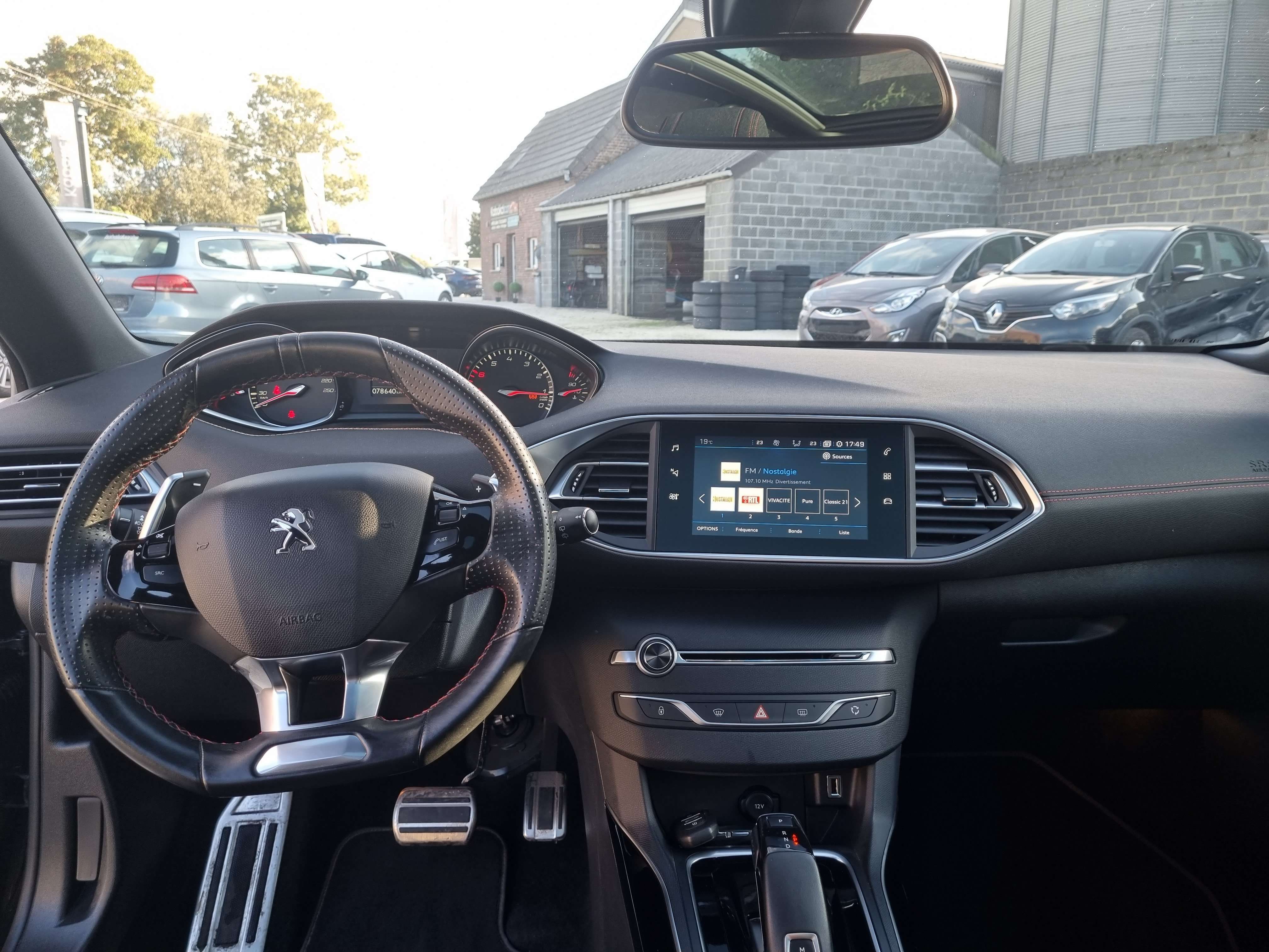 Peugeot 308 1.2  GT Line//CARNET//GPS/CLIM/GARANTIE
