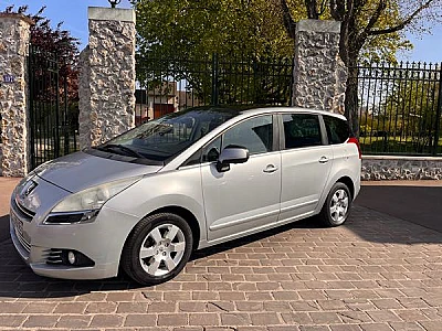 Peugeot 5008 2.0 HDI 150 FAP PREMIUM BV6 7PL
