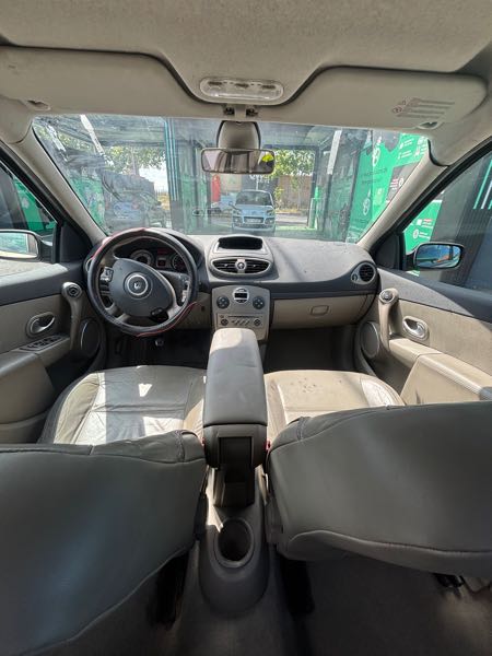 Renault Clio Clio 3 Initial Paris 1|5 DCI
