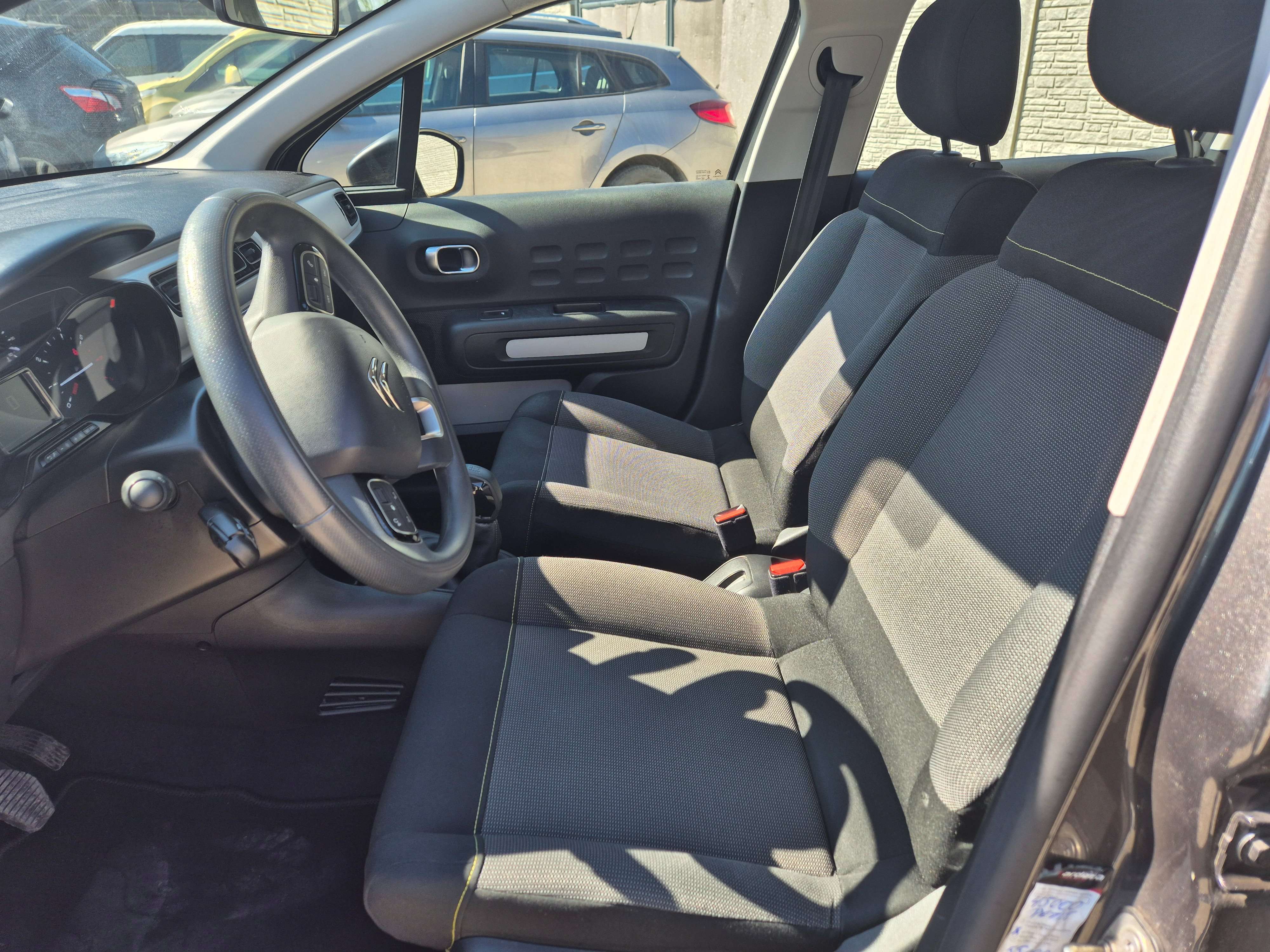 Citroen C3 1.2i // 55.000 KM//CARPLAY/USB/GPS/GARANTIE 12M