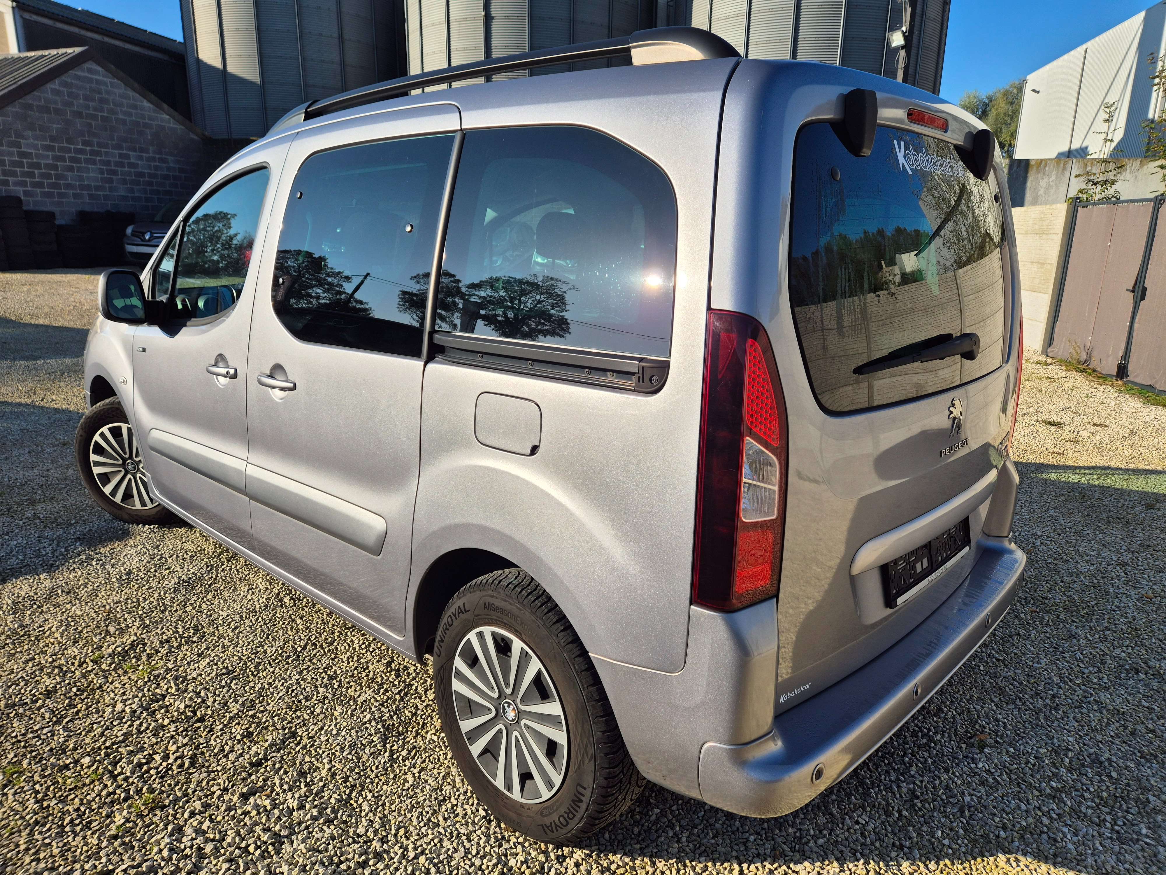 Peugeot Partner Tepee 1.6 BlueHDi Style// FULL CARNET//GARANTIE