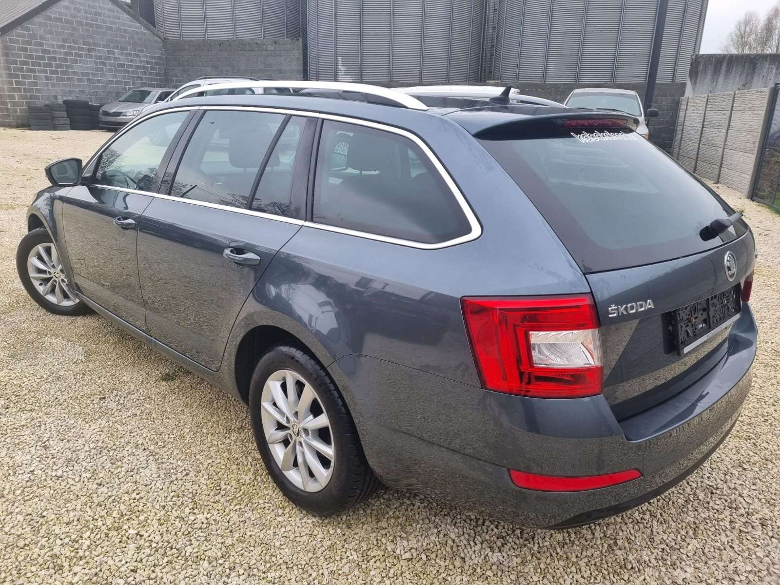 Skoda Octavia 1.6 CR TDi Ambition//CARNET//GPS//GARANTIE 12M