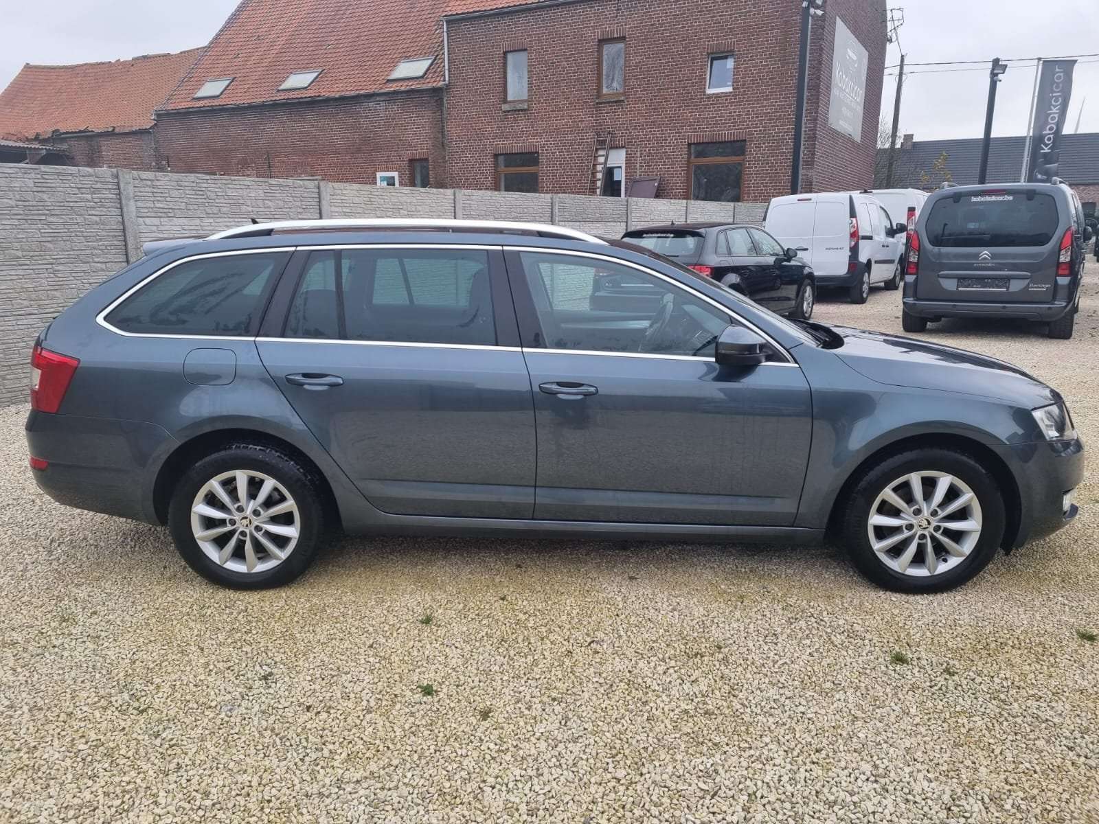 Skoda Octavia 1.6 CR TDi Ambition//CARNET//GPS//GARANTIE 12M