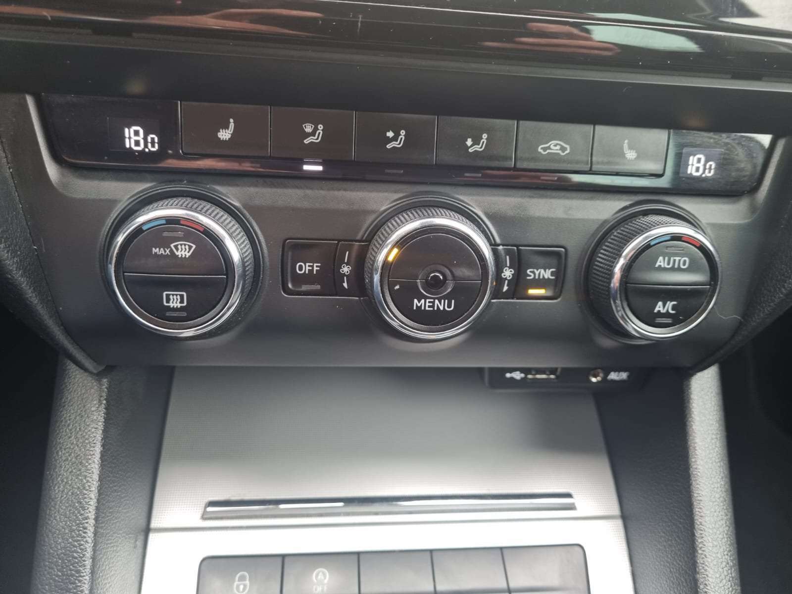 Skoda Octavia 1.6 CR TDi Ambition//CARNET//GPS//GARANTIE 12M