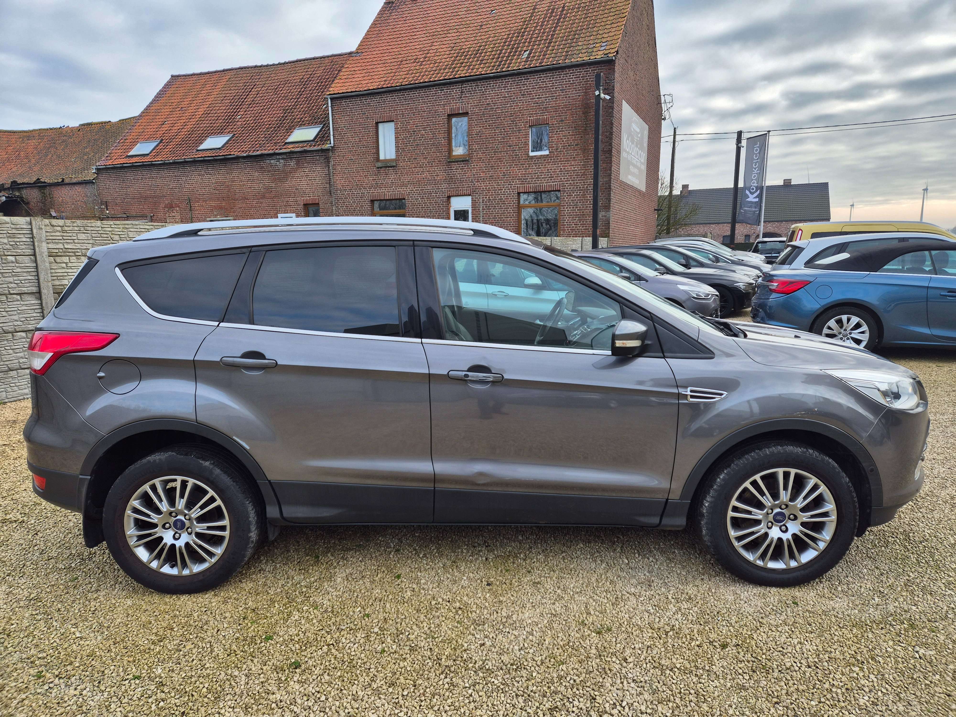Ford Kuga 2.0 TDCi 4WD Titanium//CRUISE/CLIM//USB/GARANTIE
