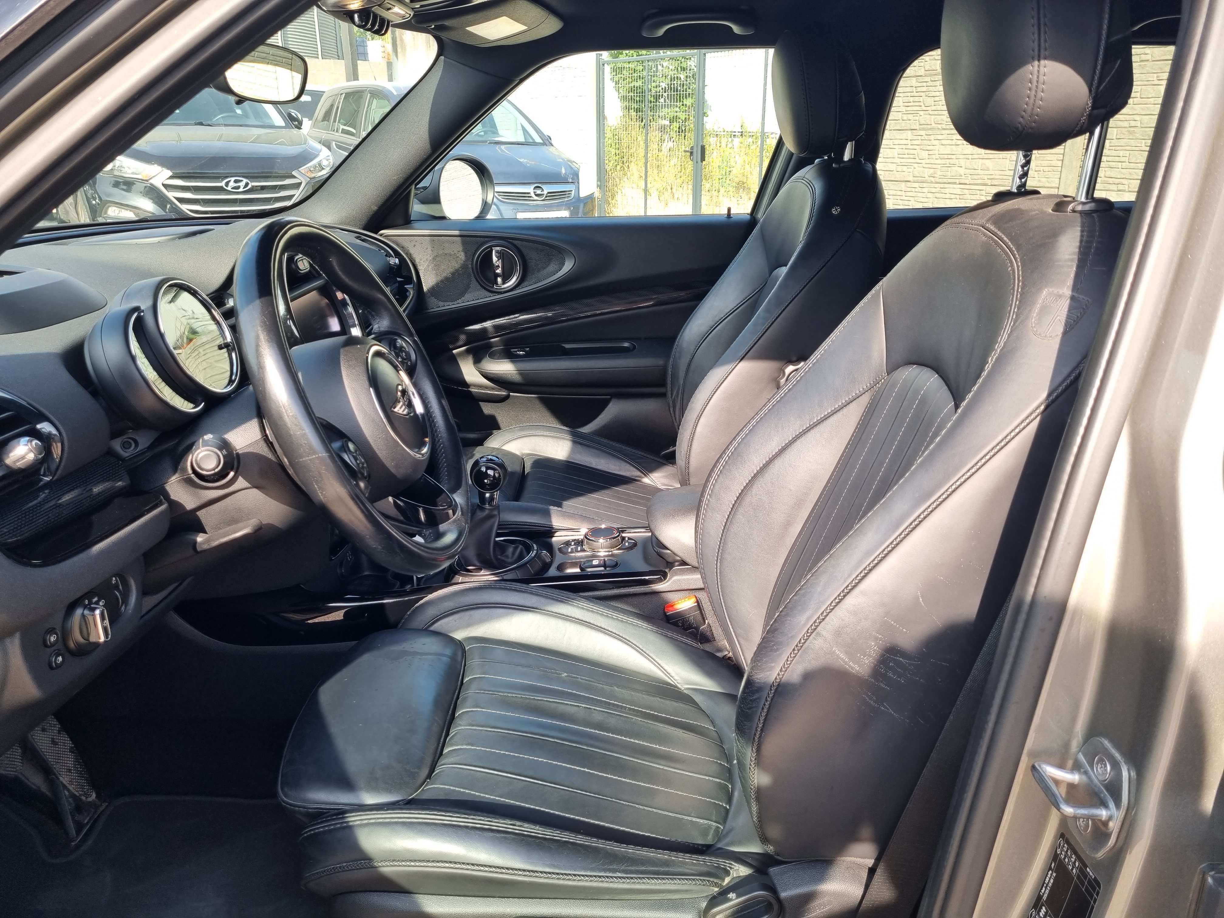 MINI Cooper D Clubman 2.0//CARNET//GPS//XENON//USB//CLIM/CUIR/GARANTIE