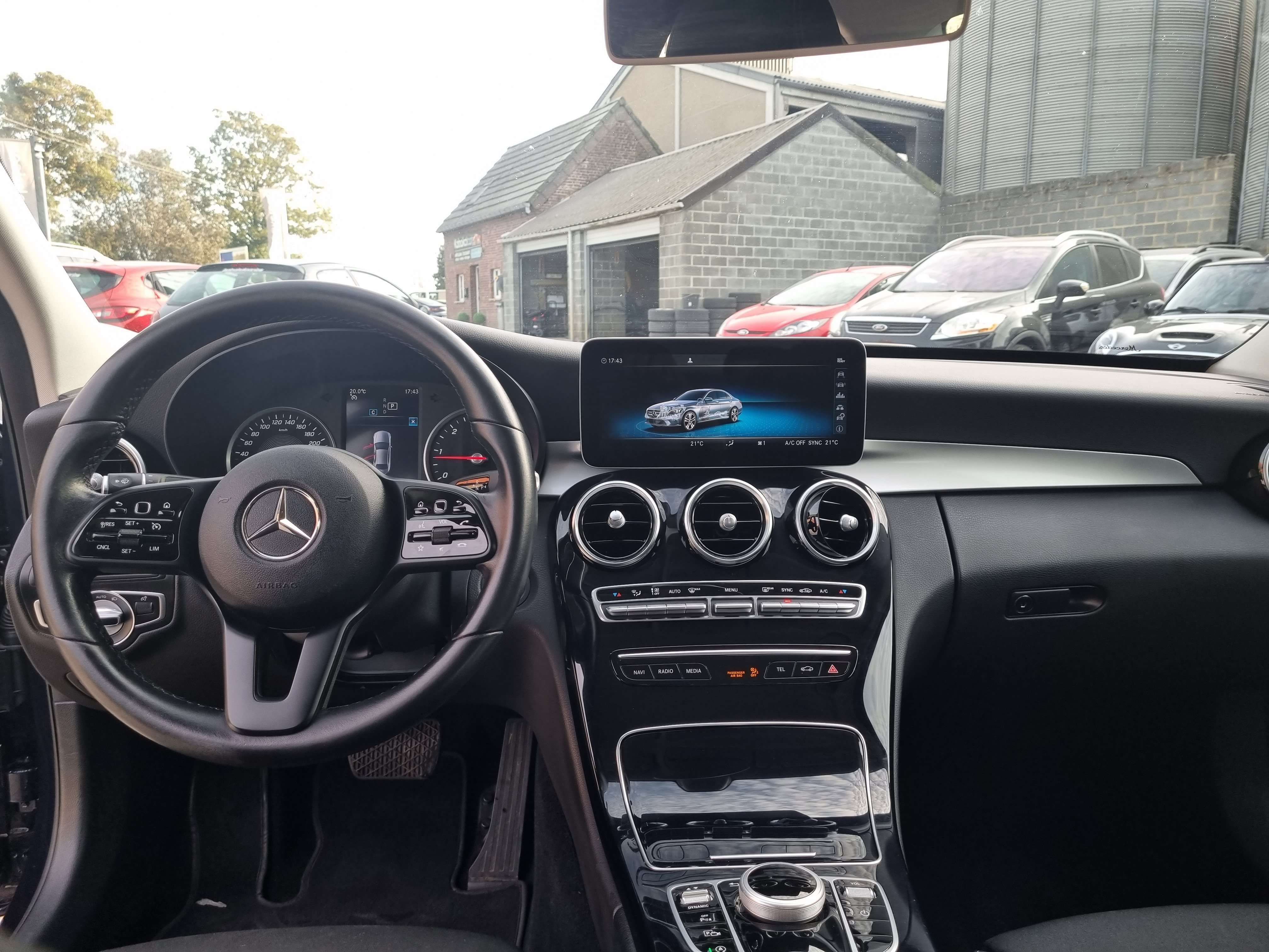 Mercedes-Benz C 180 d// FULL CARNET//CAMERA//GPS//CLIM//USB/GARANTIE