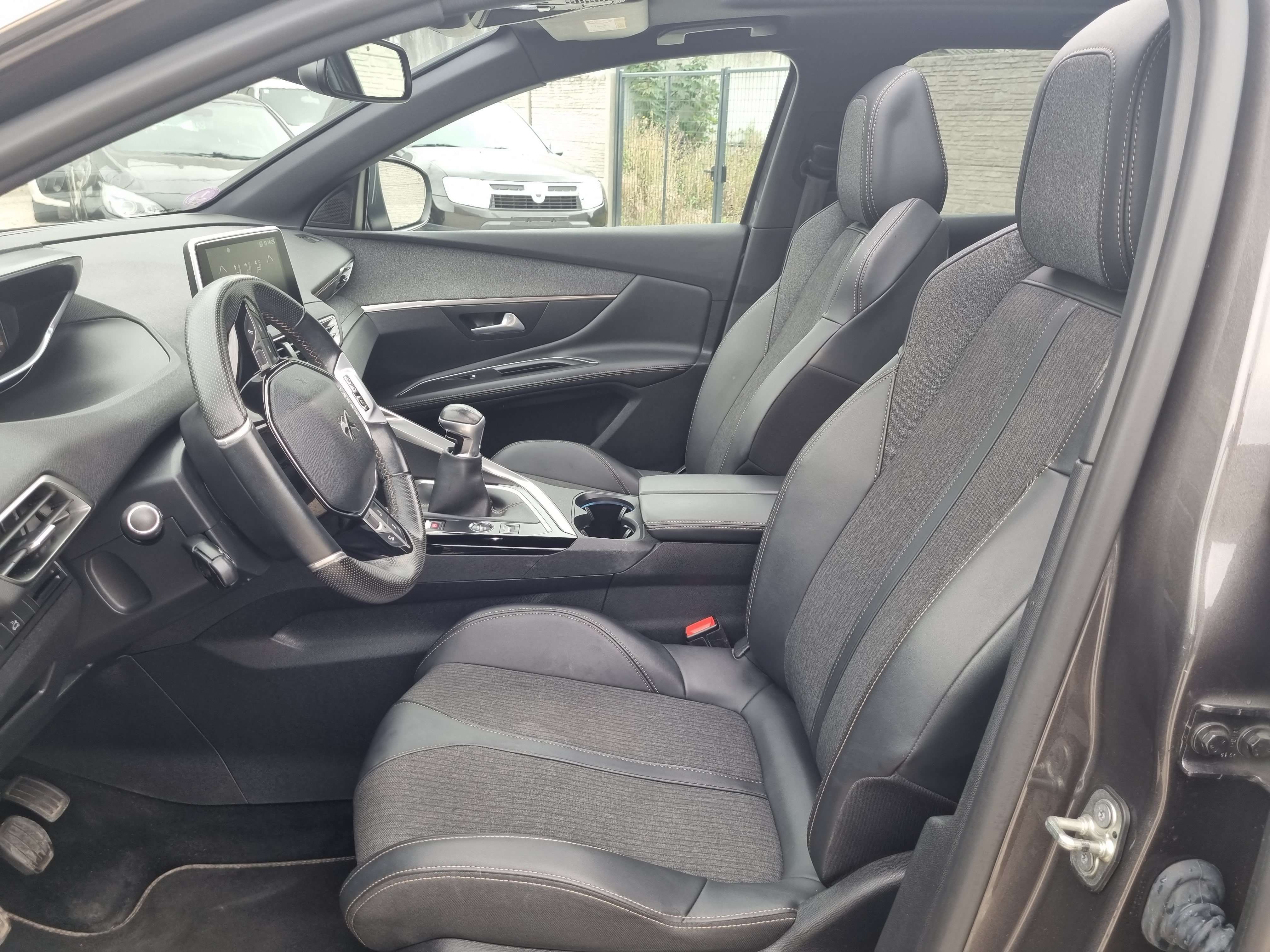 Peugeot 3008 1.2  GT Line//85.000KM//GPS//GARANTIE 12M