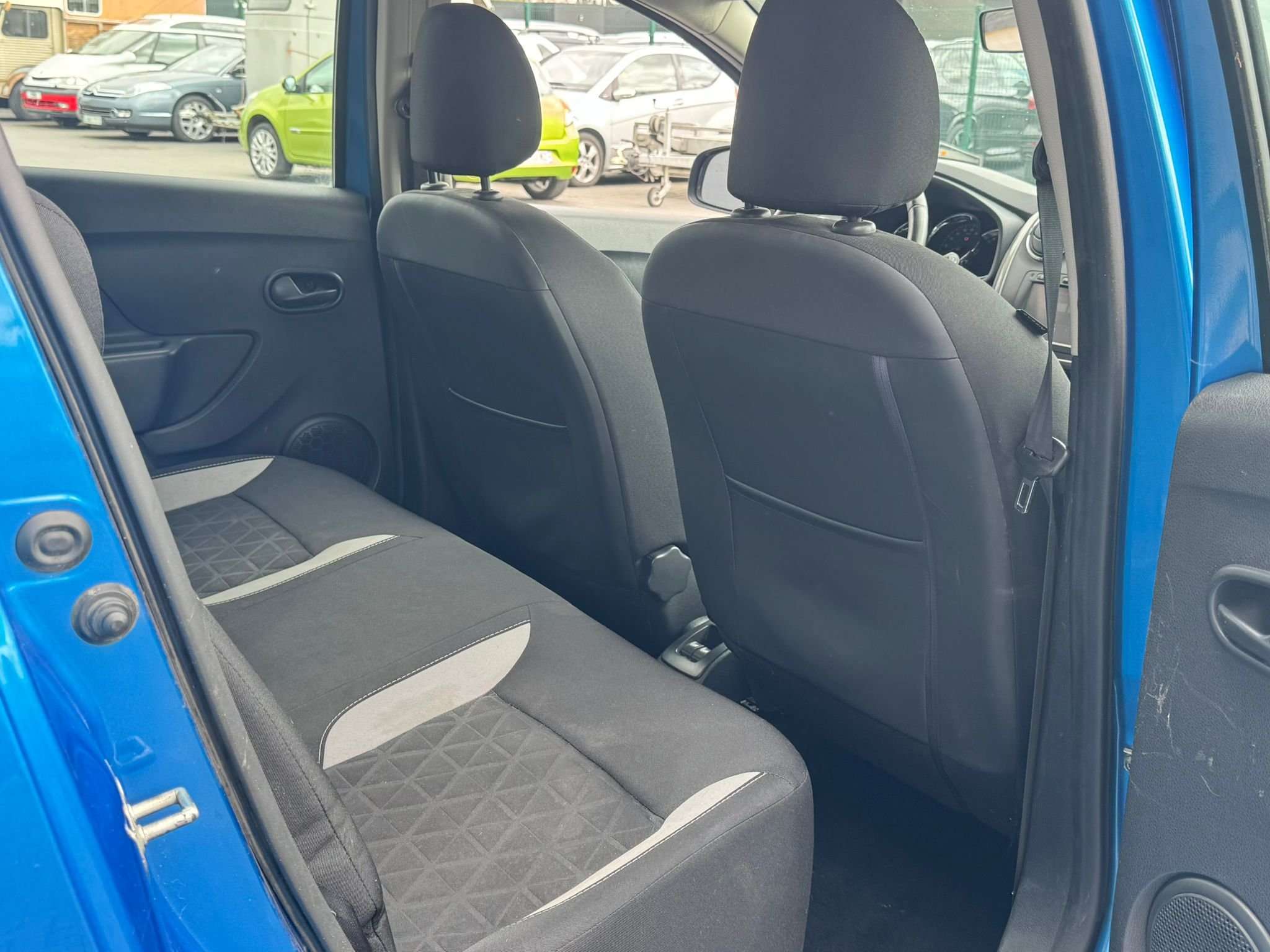 Dacia Sandero Stepway 0.9 TCe GPS/CAPTEURS/REGULATEUR/GARANTIE