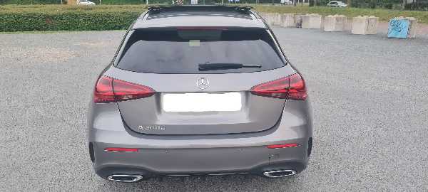 Mercedes-Benz Classe A IV BERLINE 200 D AMG LINE 8G-DCT
