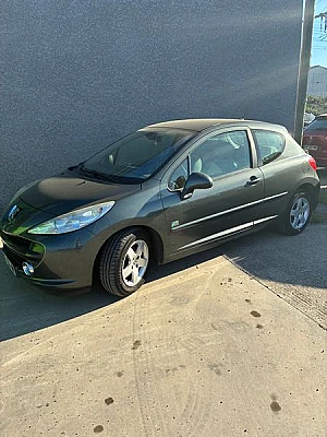 Peugeot 207 1.4 VTI 16V 95 STYLE 3P