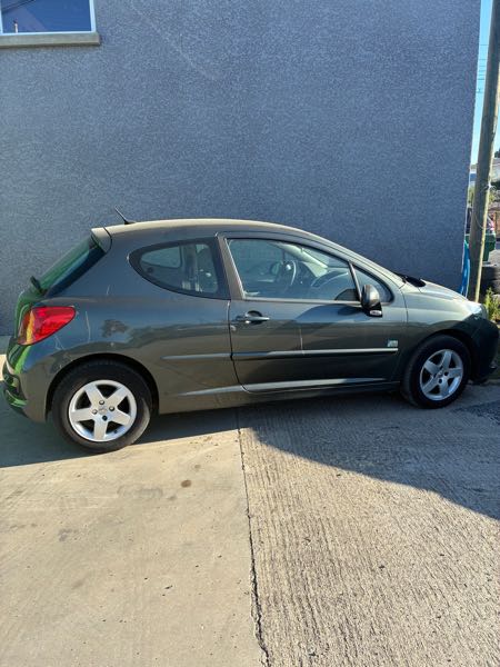 Peugeot 207 1.4 VTI 16V 95 STYLE 3P