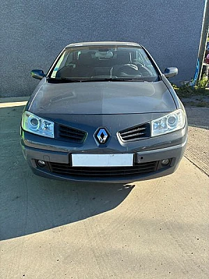 Renault Megane II (2) COUPE-CABRIOLET 1.6 16V 115 DYNAMIQUE