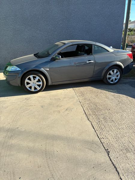 Renault Megane II (2) COUPE-CABRIOLET 1.6 16V 115 DYNAMIQUE