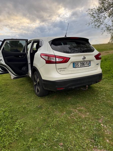Nissan Qashqai II 1.5 DCI 110 CONNECT EDITION