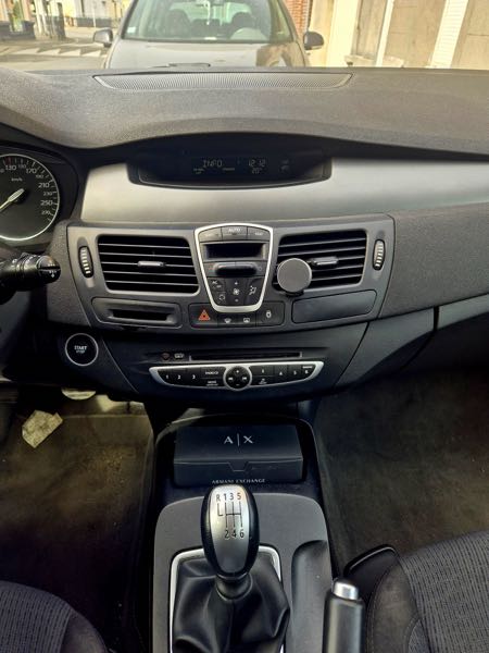 Renault Laguna III 1.5 DCI 110