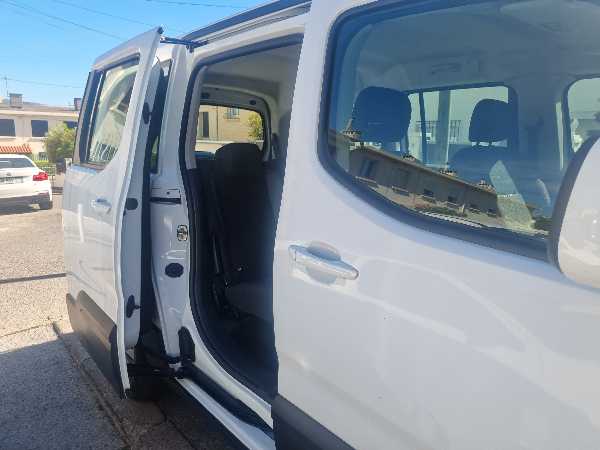 Peugeot Rifter peugeot rifter 7 place