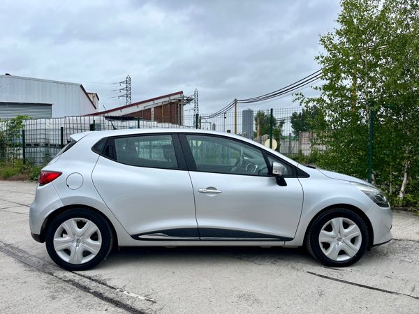 Renault Clio IV (2) 1.5 DCI 90 ENERGY BUSINESS ECO2 82G