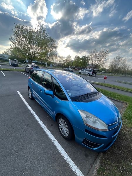 Citroen C4 1.6 HDI 110 BY LOEB