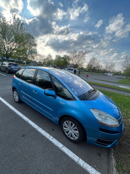 Citroen C4 1.6 HDI 110 BY LOEB