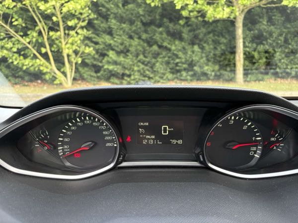 Peugeot 308 II SW 1.6 BLUEHDI 120 S&amp;S 6CV STYLE