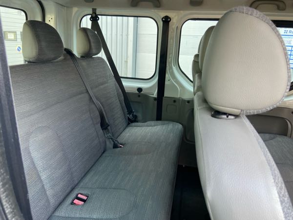Renault Trafic Renault trafic 2.0 DCI 90cv Minibus court 9 places