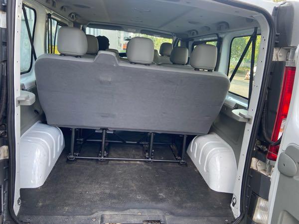 Renault Trafic Renault trafic 2.0 DCI 90cv Minibus court 9 places