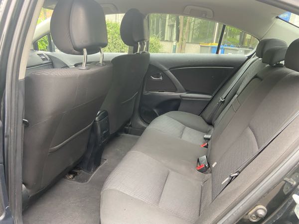 Toyota Avensis III (3) 150 D-4D DYNAMIC