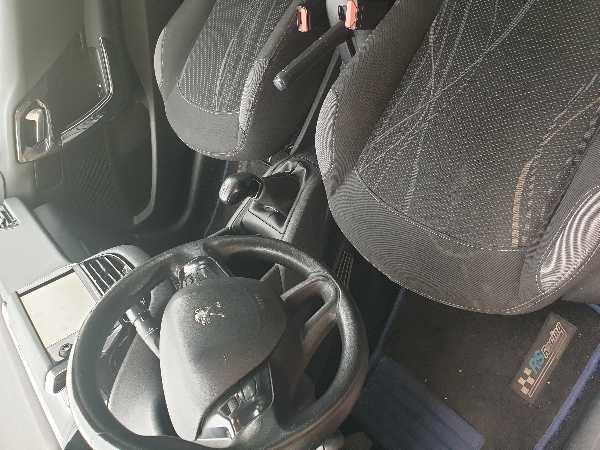Peugeot 208 1.4 HDI FAP 68 ACTIVE 5P